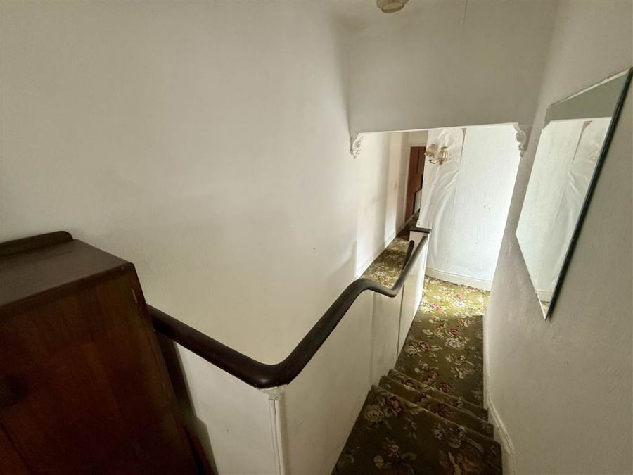 164 Ravenhill Avenue