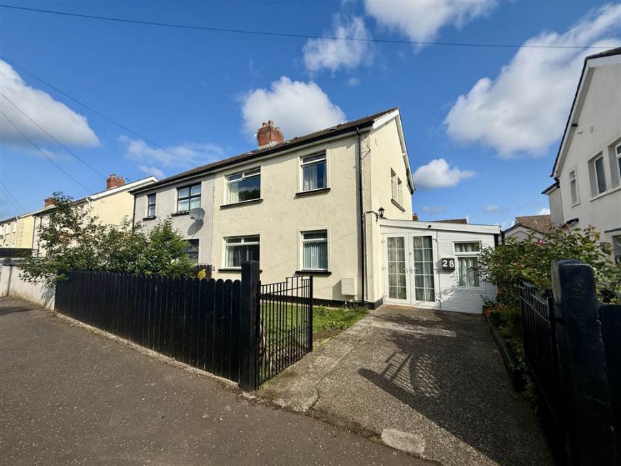 28 Downshire Park Central