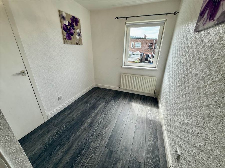 12 Lissan Close