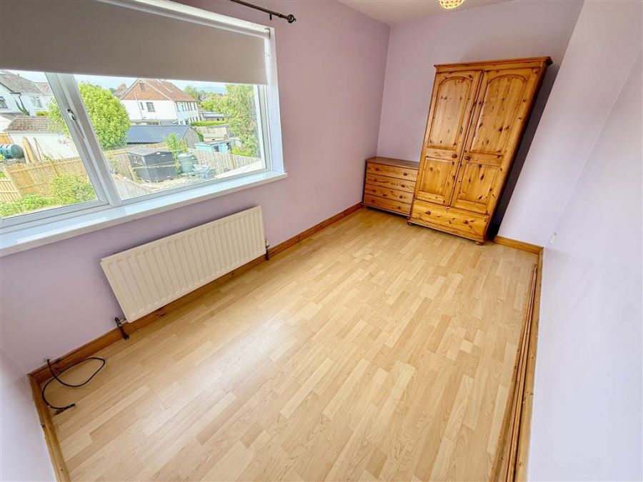 12 Lissan Close