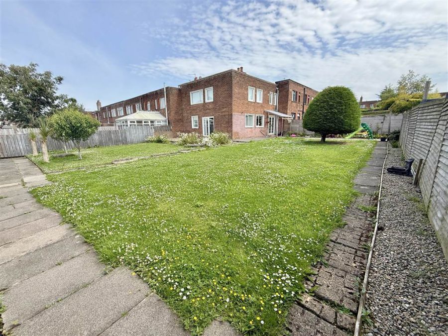 12 Lissan Close