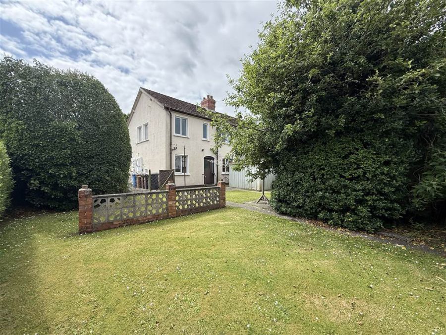 36 Downshire Park Central