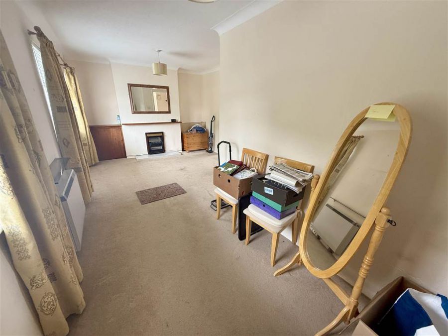 36 Downshire Park Central