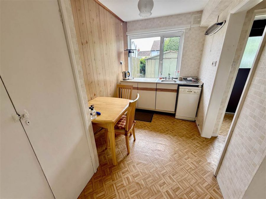 36 Downshire Park Central