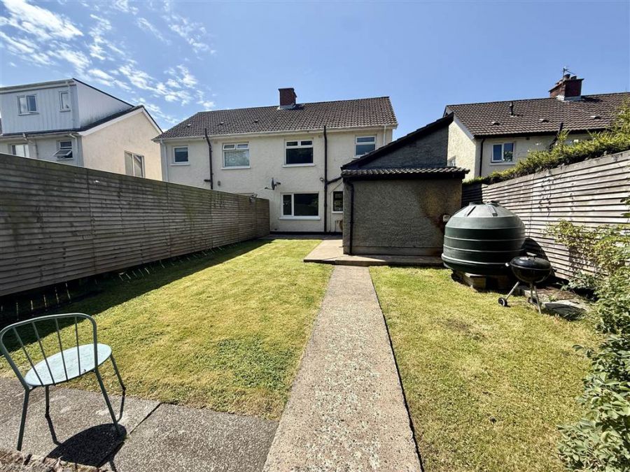 30 Downshire Park East