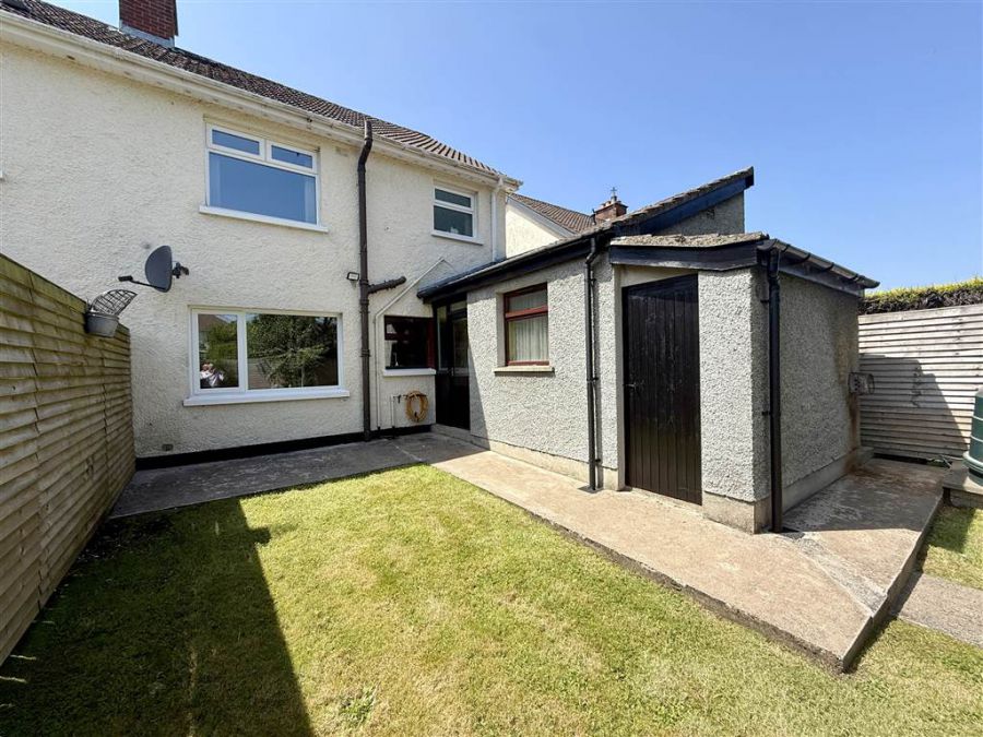 30 Downshire Park East