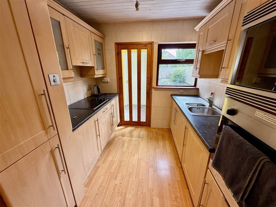 30 Downshire Park East