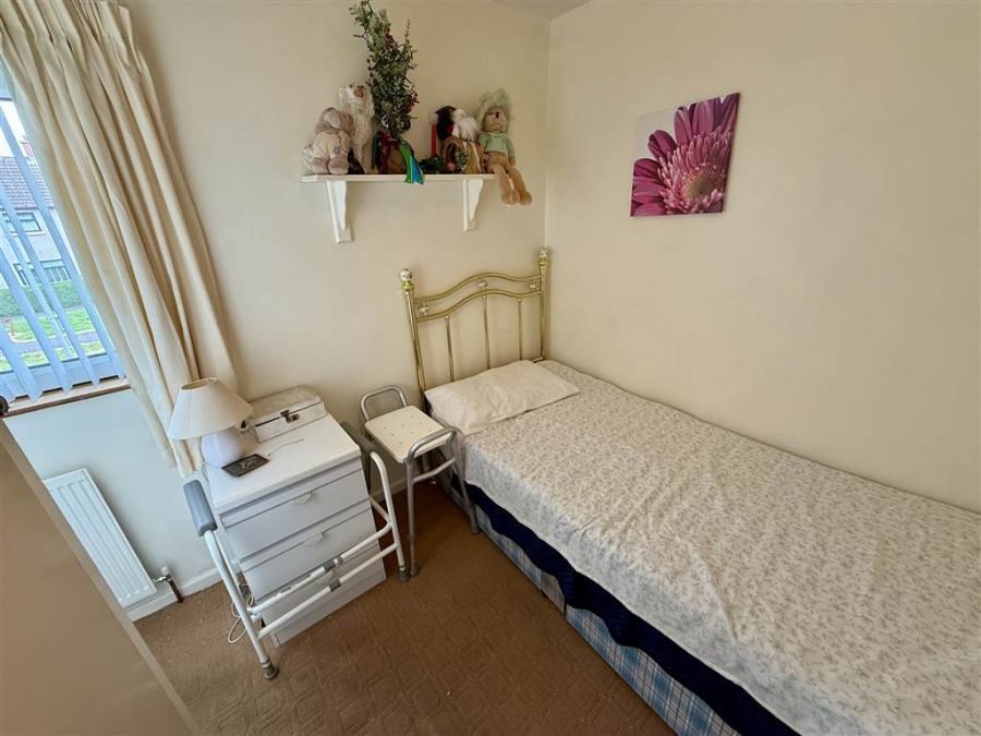 6 Downshire Parade