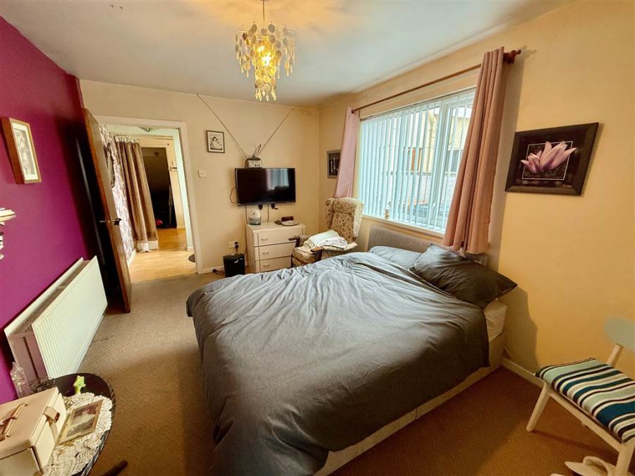 6 Downshire Parade