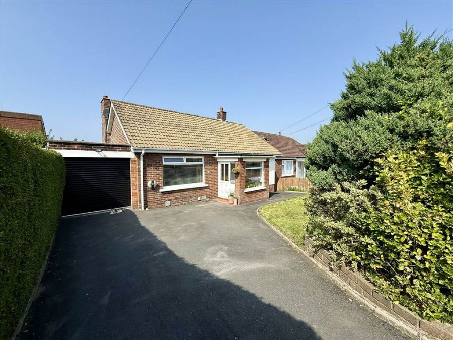 32 Moyne Park