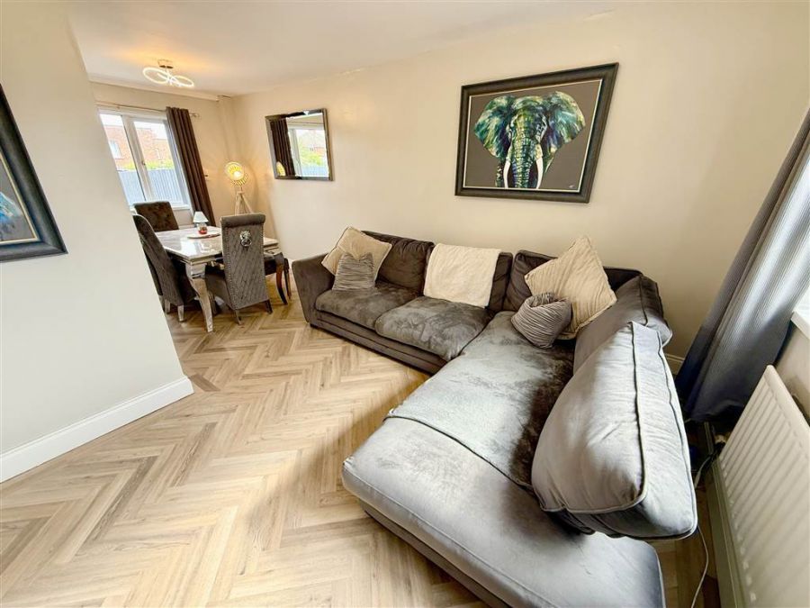 20 Lissan Close