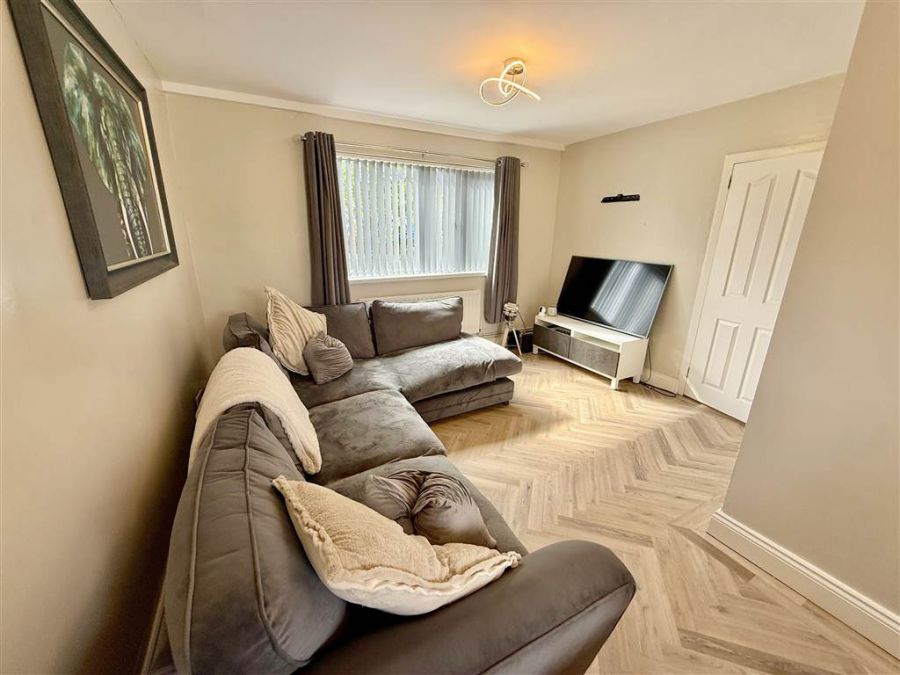 20 Lissan Close