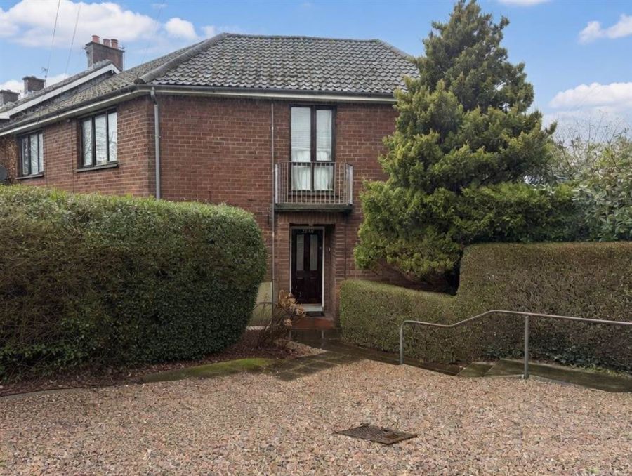 22B Lower Braniel Road