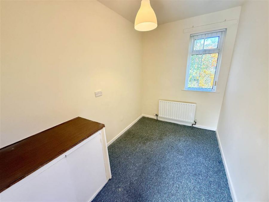 6 Barnetts Road