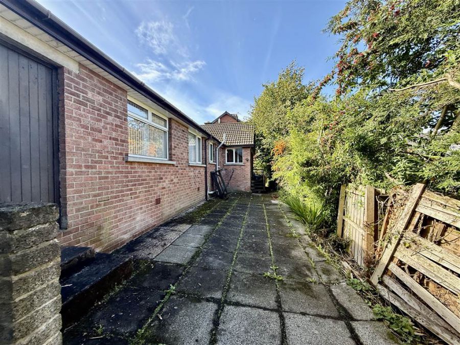 6 Barnetts Road