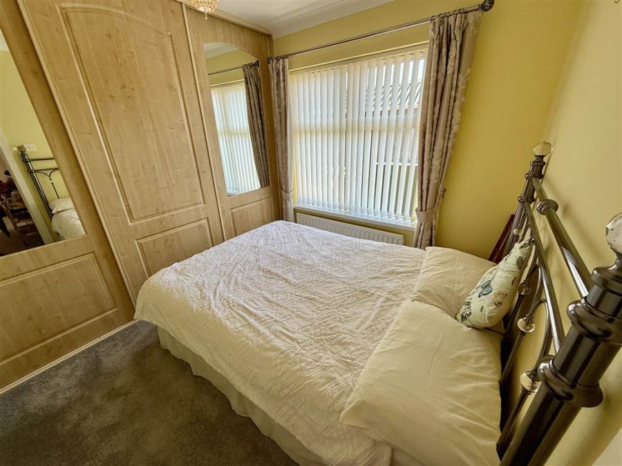 37 Merok Gardens