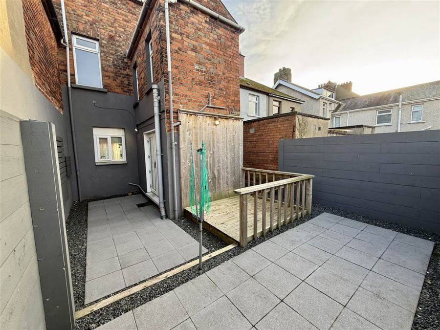 136 Connsbrook Avenue