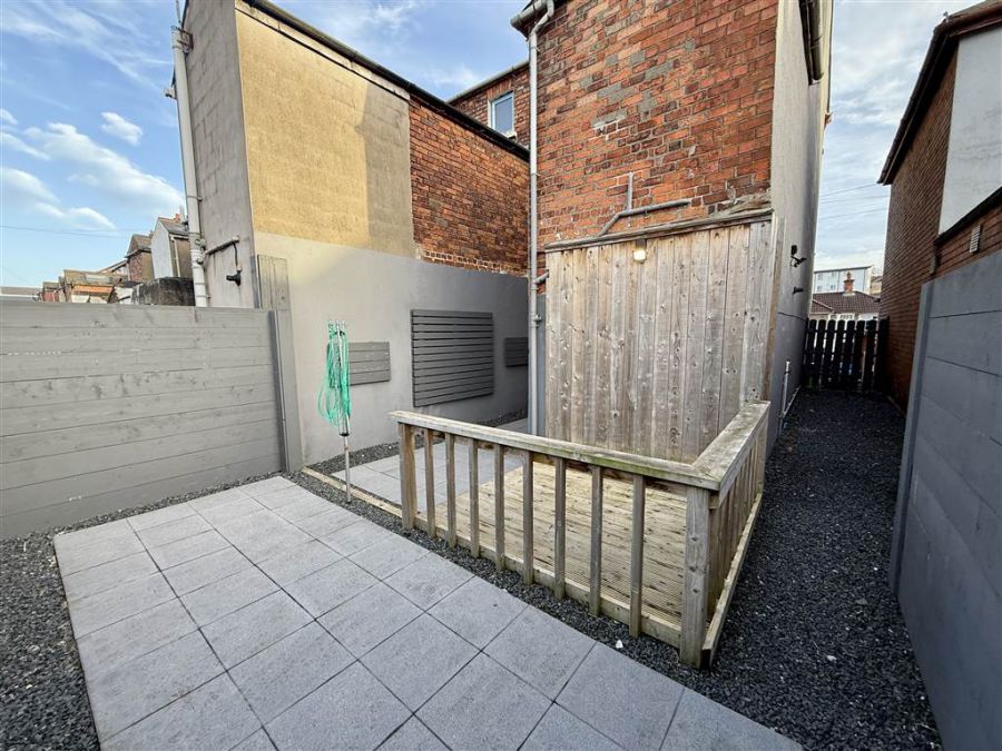 136 Connsbrook Avenue