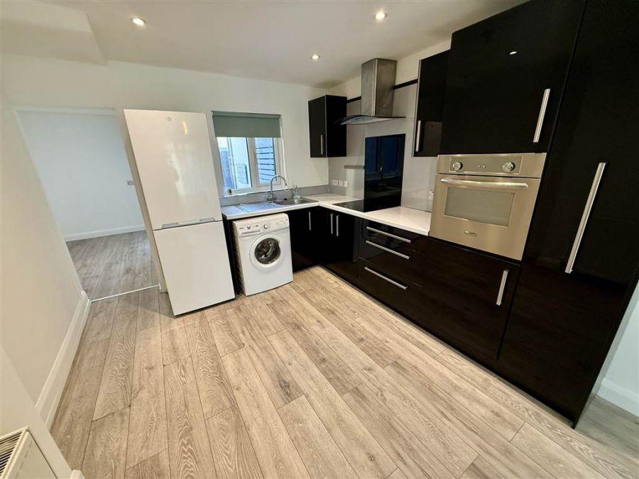 136 Connsbrook Avenue