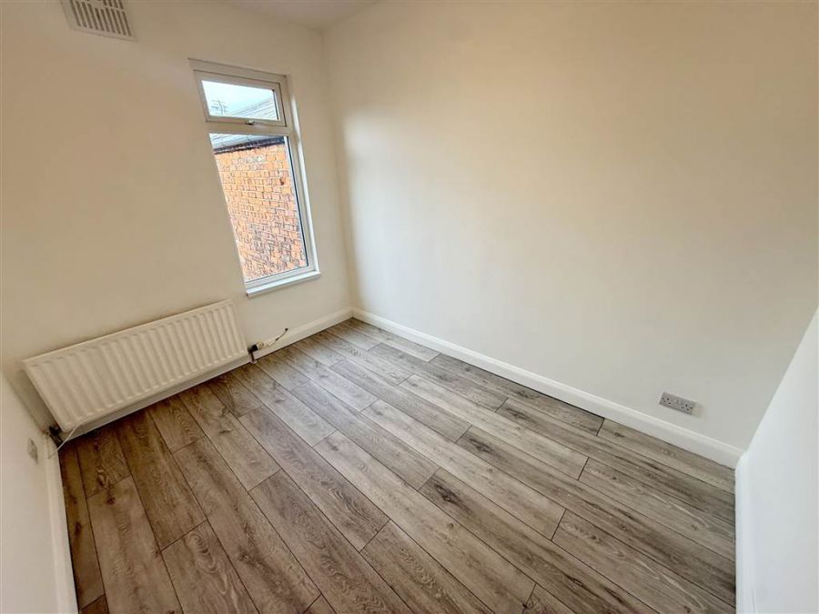 136 Connsbrook Avenue