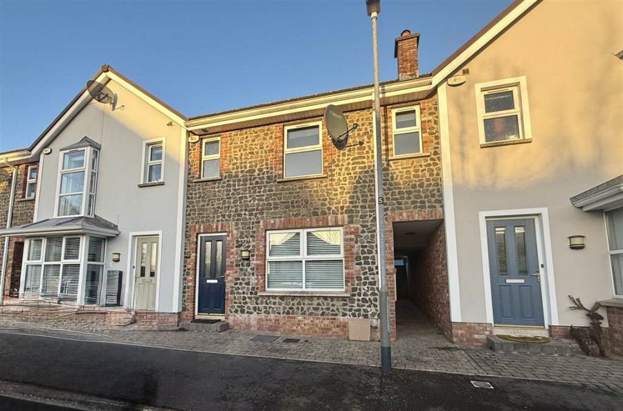 11 Danesfort Park, Carryduff, Belfast, BT8 8FG