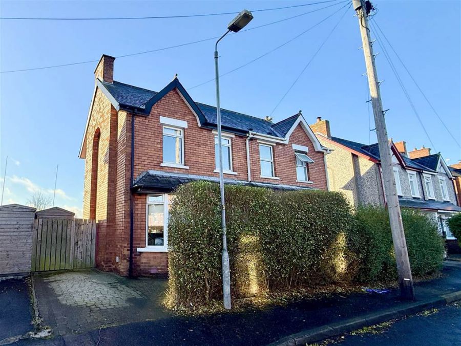 19 Loopland Gardens, Cregagh, Belfast, BT6 9EB