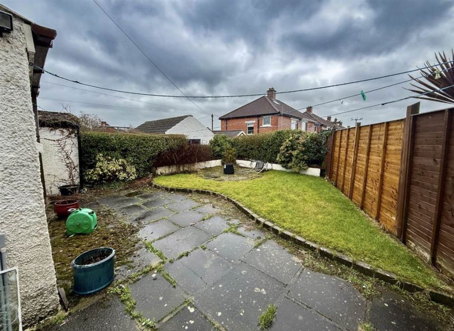 2 Glensharragh Avenue