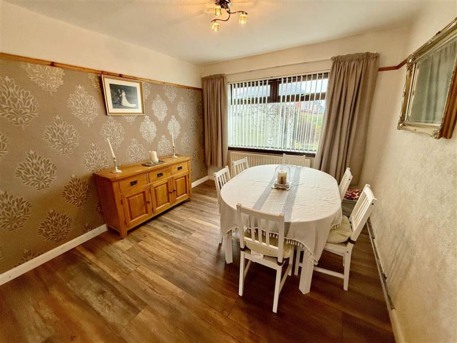 2 Glensharragh Avenue