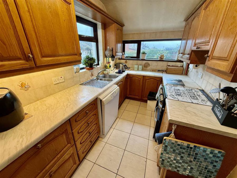 2 Glensharragh Avenue