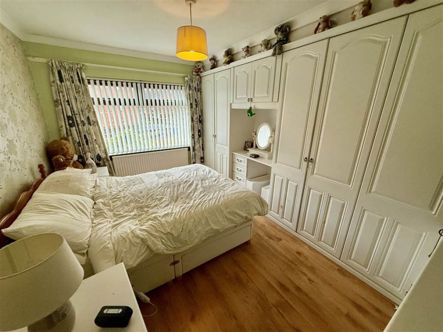 2 Glensharragh Avenue