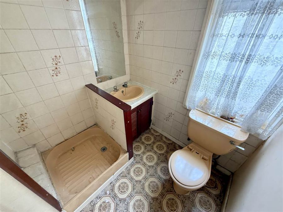 49 Castlereagh Place