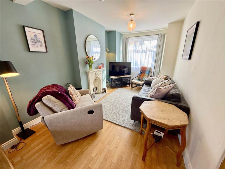 1 Ravenhill Parade