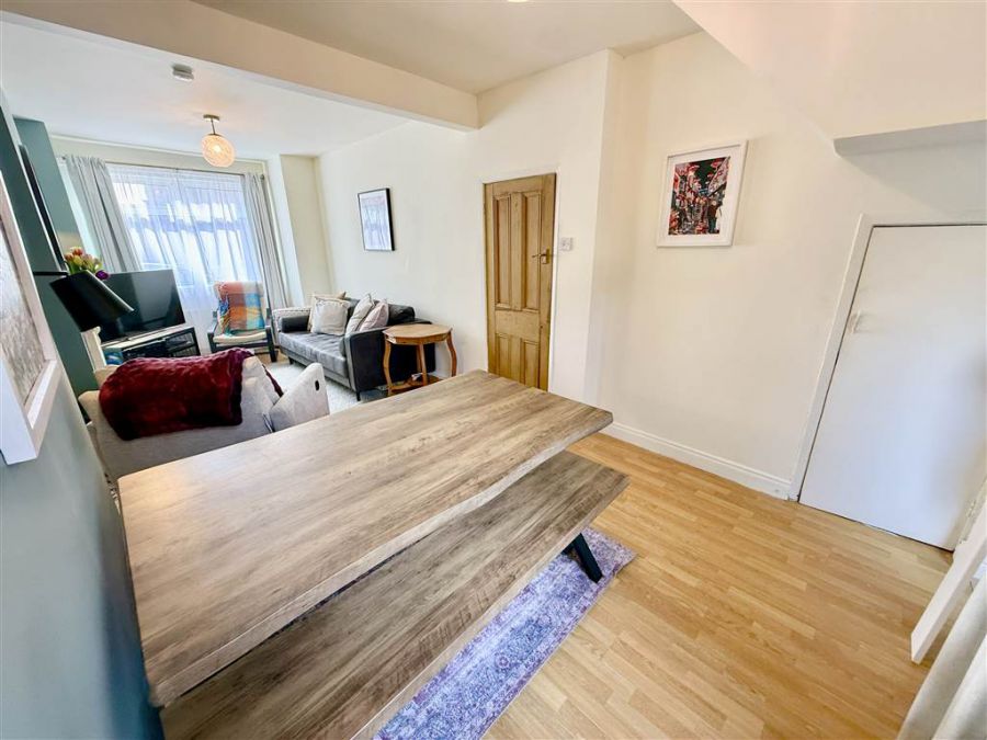 1 Ravenhill Parade