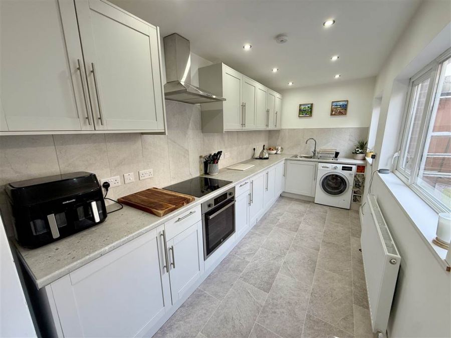 1 Ravenhill Parade