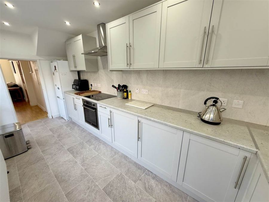 1 Ravenhill Parade