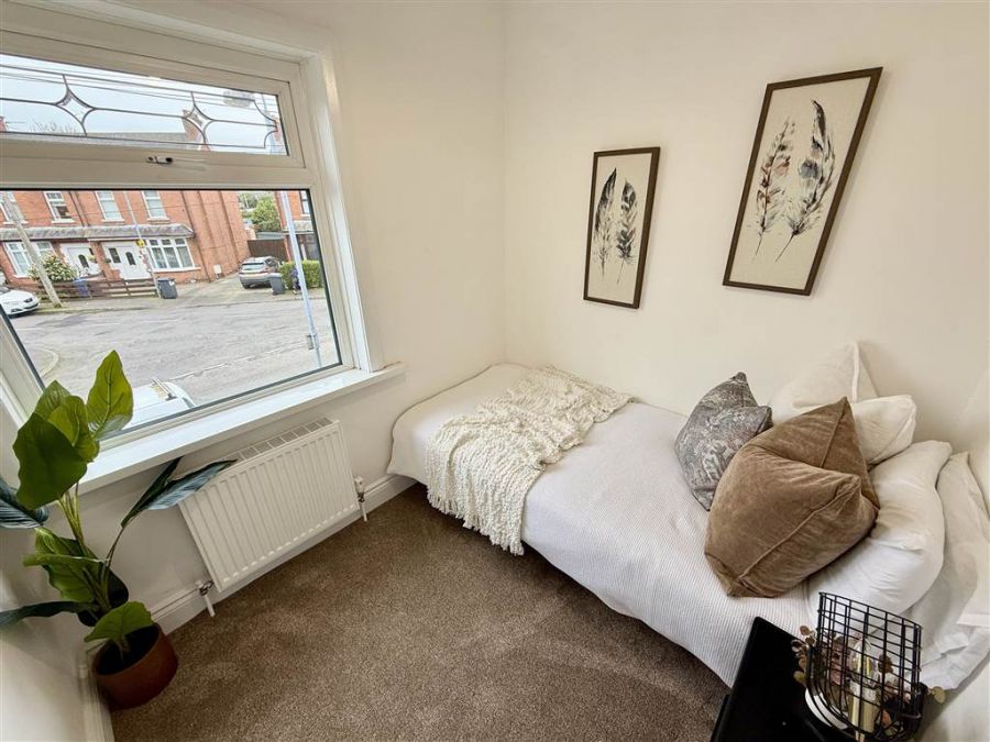 28 Loopland Crescent