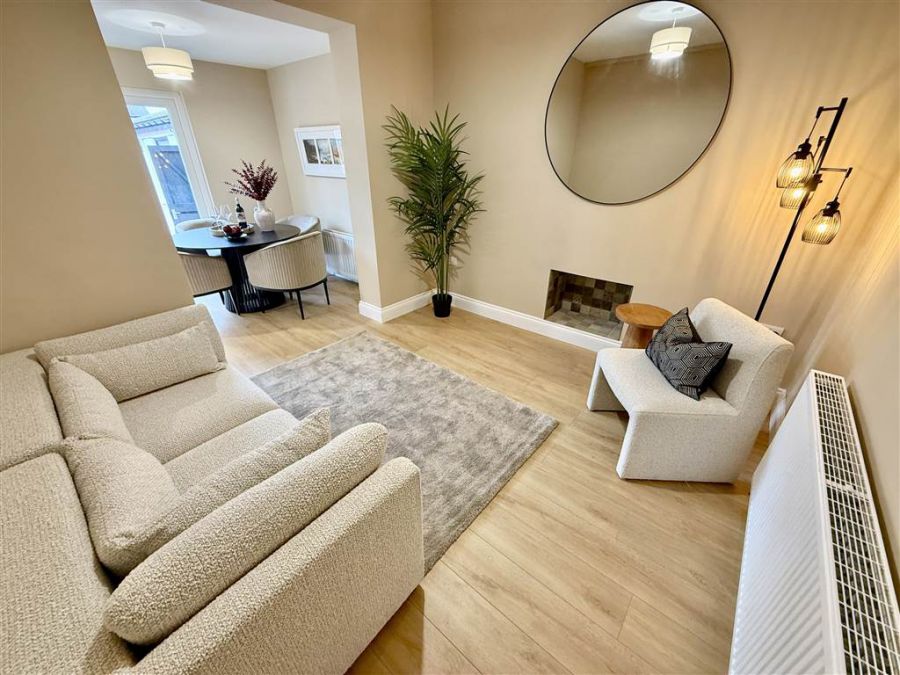 28 Loopland Crescent