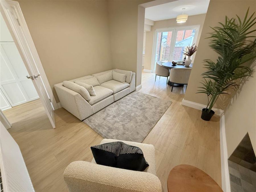 28 Loopland Crescent