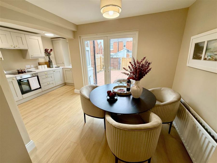 28 Loopland Crescent