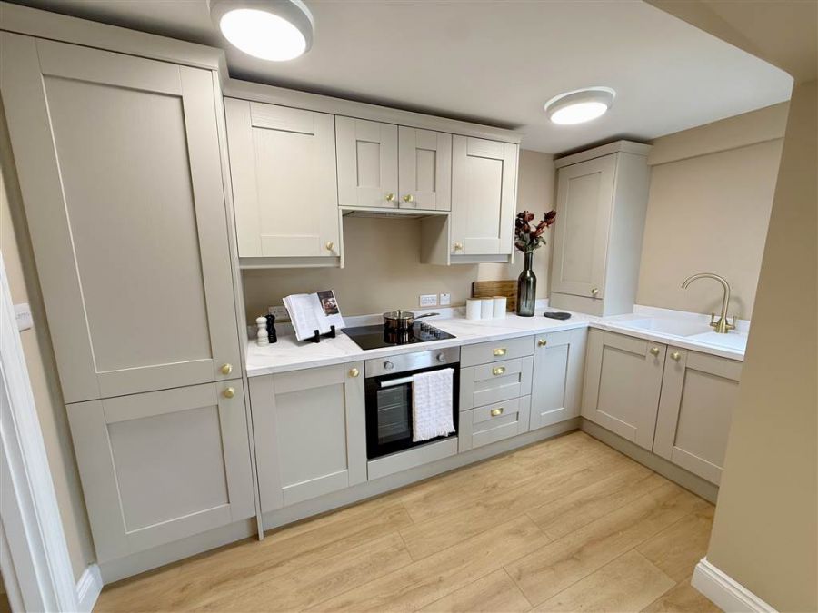 28 Loopland Crescent