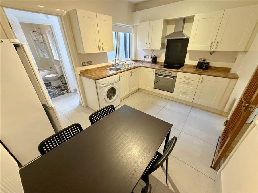 31 Castlereagh Parade