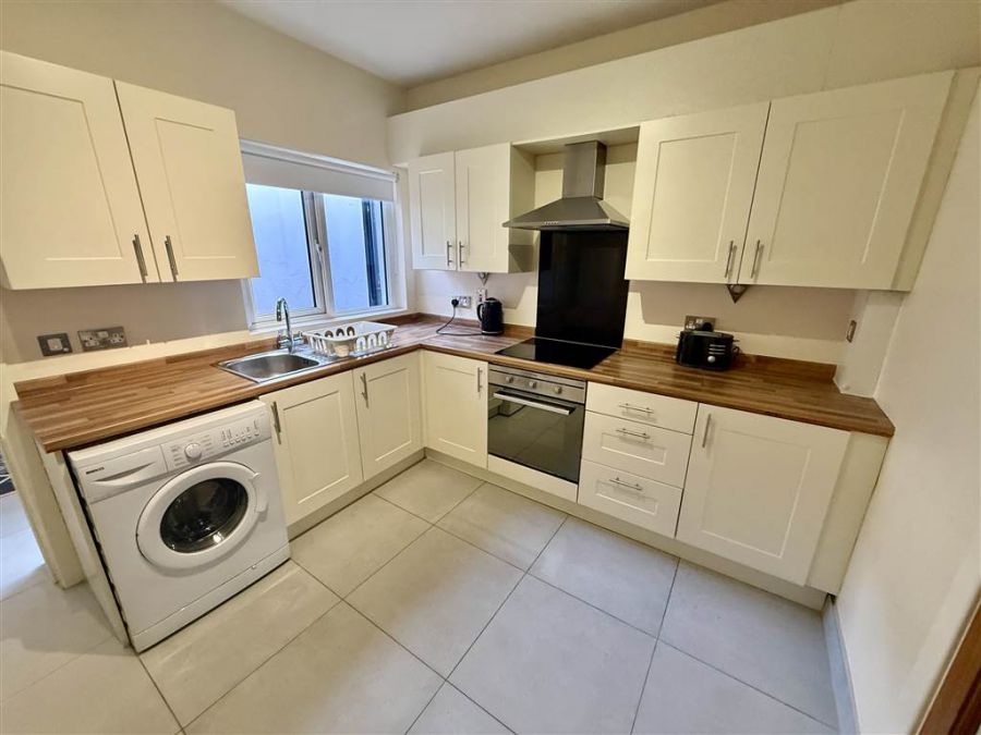 31 Castlereagh Parade