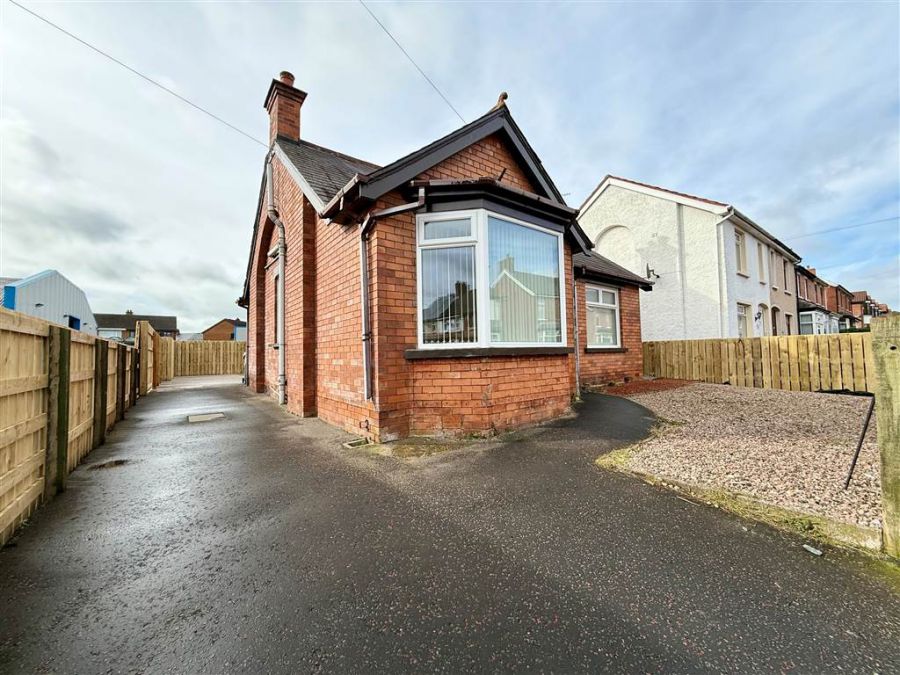 75 Loopland Park, Castlereagh, Belfast, BT6 9DZ