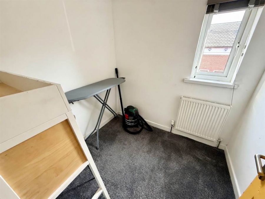 13 Hyndford Street