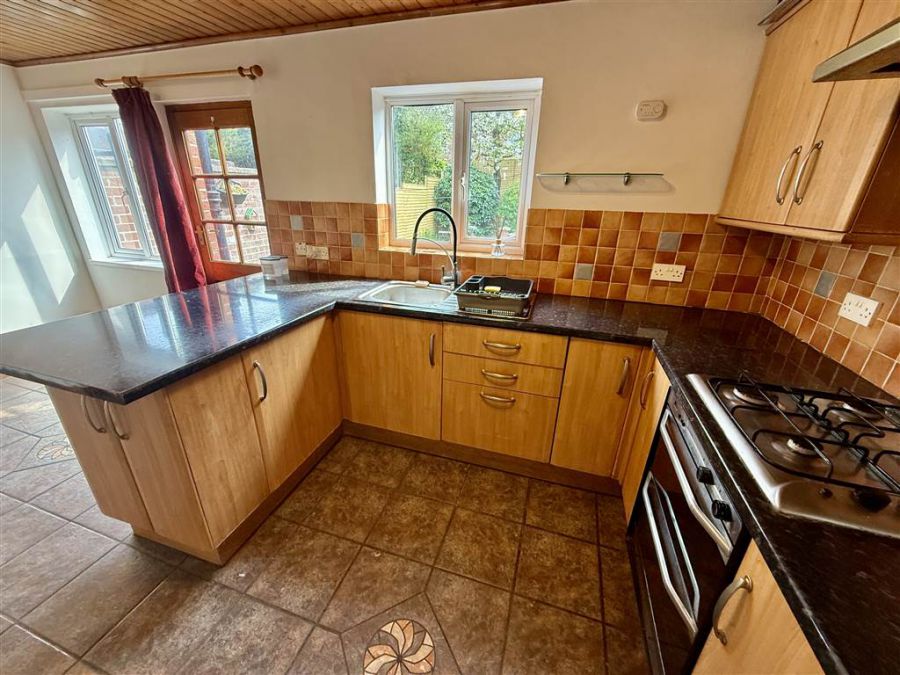 10 Minnowburn Drive