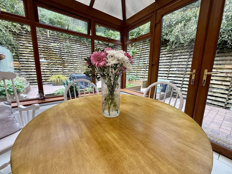 16 Oakhill
