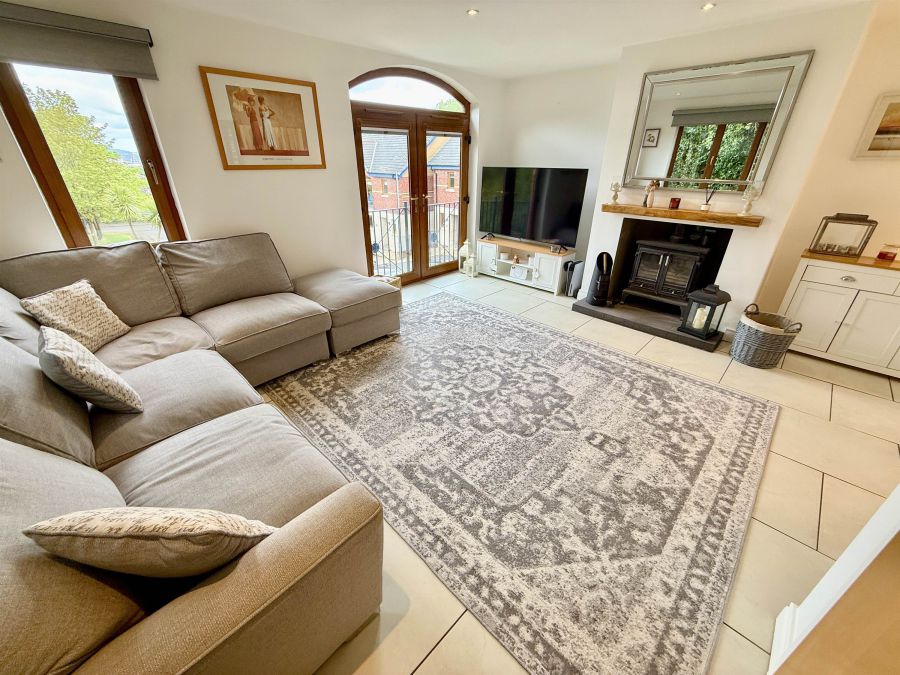 16 Oakhill
