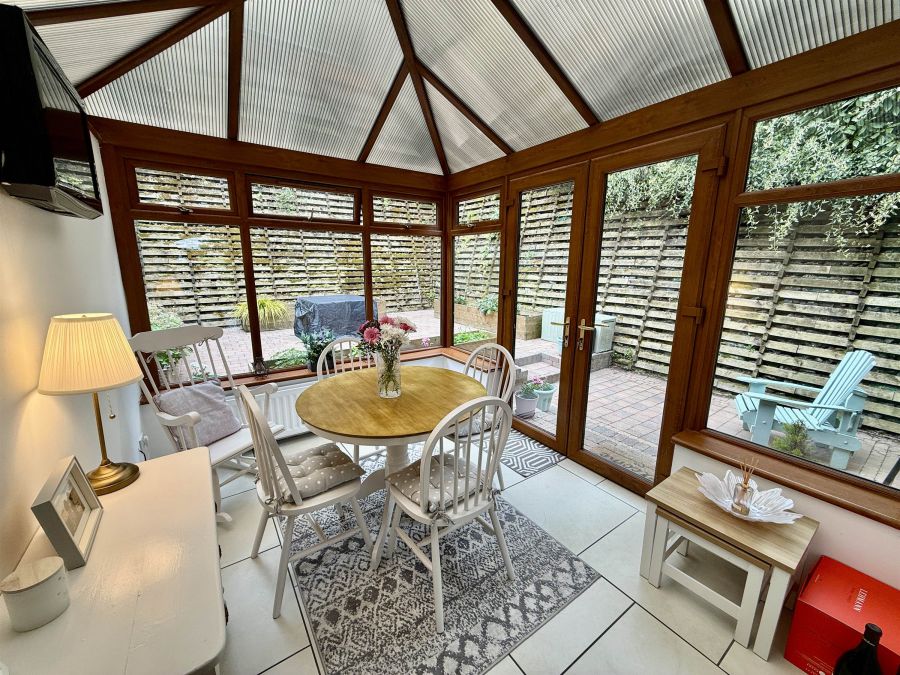 16 Oakhill