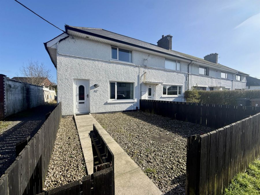2A Thiepval Avenue