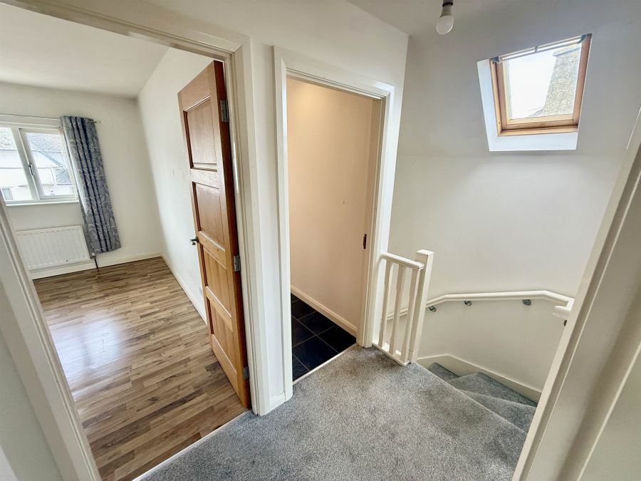 2A Thiepval Avenue